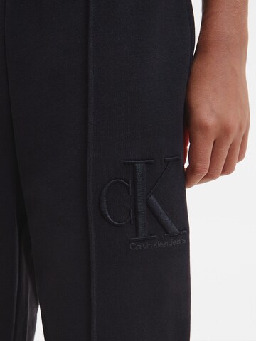 Calvin Klein Jeans Regular Pants in Black