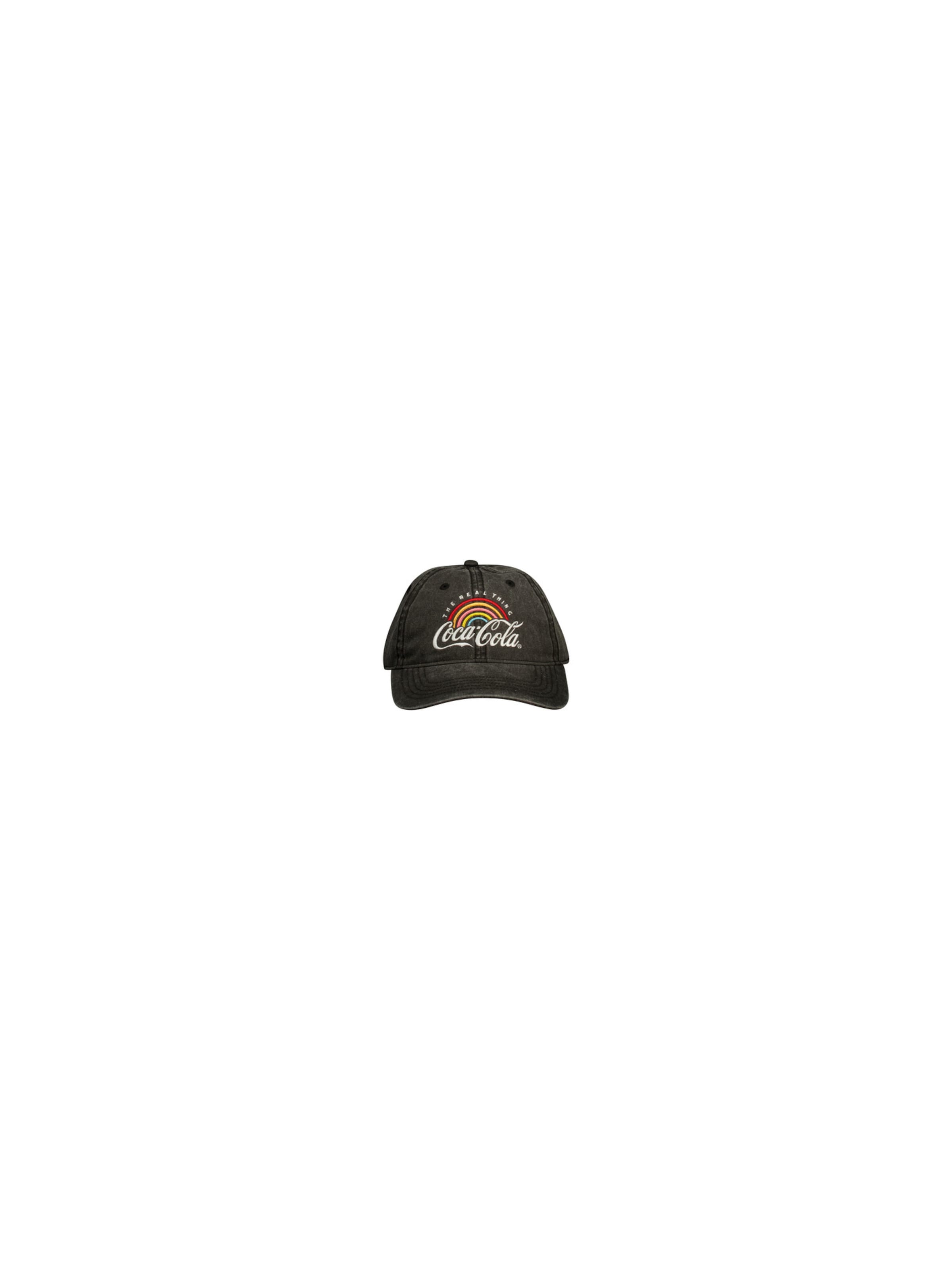 Casquette 'SOLAYA' Deeluxe en noir : devant