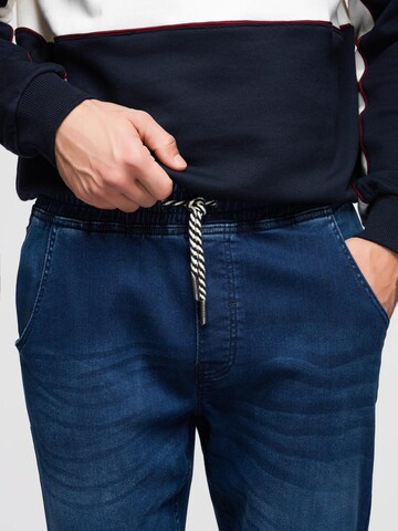 Ombre Regular Hose in Blau