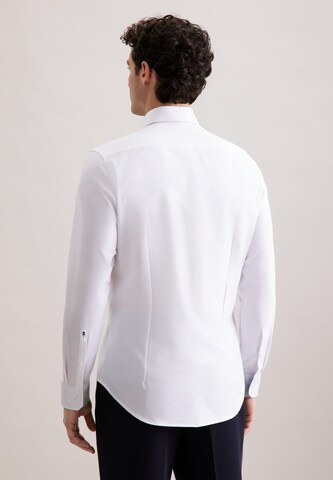 Coupe slim Chemise business 'Schwarze Rose' SEIDENSTICKER en blanc