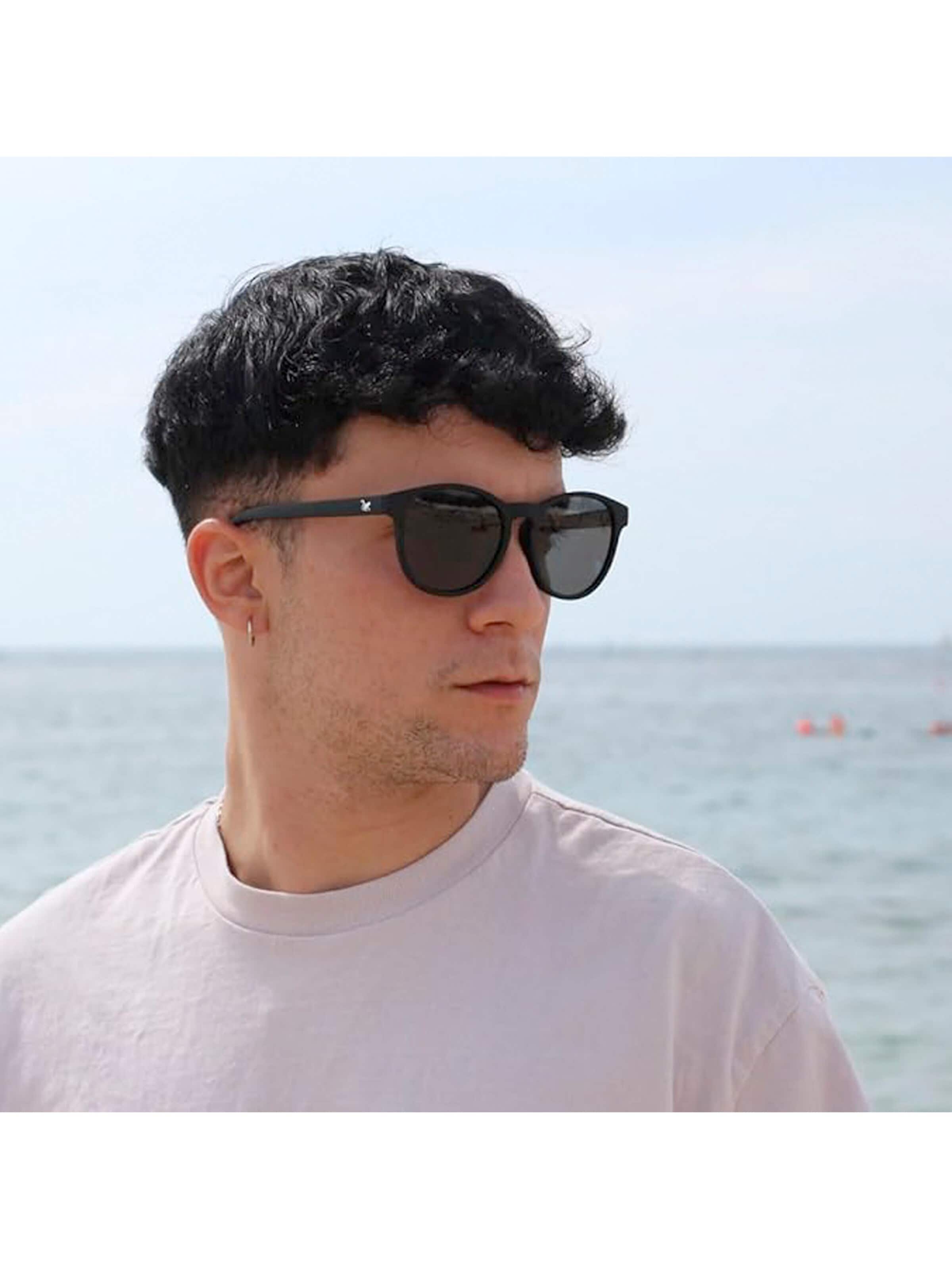 Surf Monkey Okulary przeciwsłoneczne w kolorze czarny