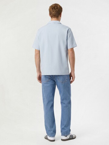 Everly Тениска в синьо