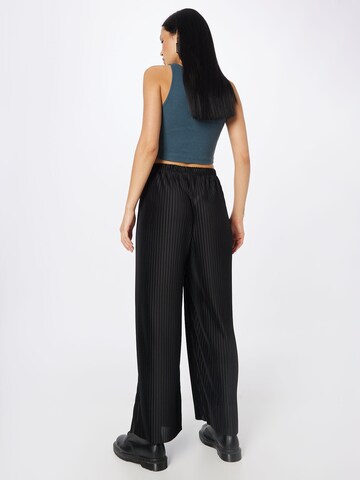 Wide Leg Pantalon 'Juliane' ABOUT YOU en noir