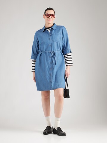 Robe-chemise 'CARBea' ONLY Carmakoma en bleu