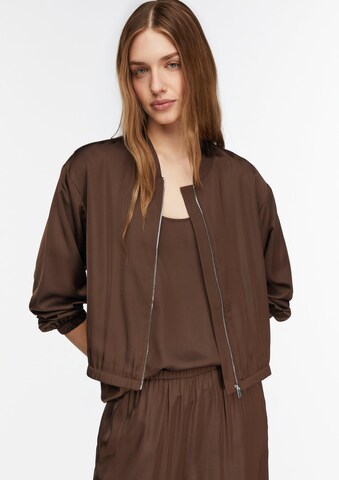 Veste mi-saison COMMA en marron : devant