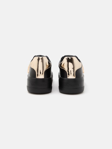 Baskets basses 'ECLIPSE50' Love Moschino en noir
