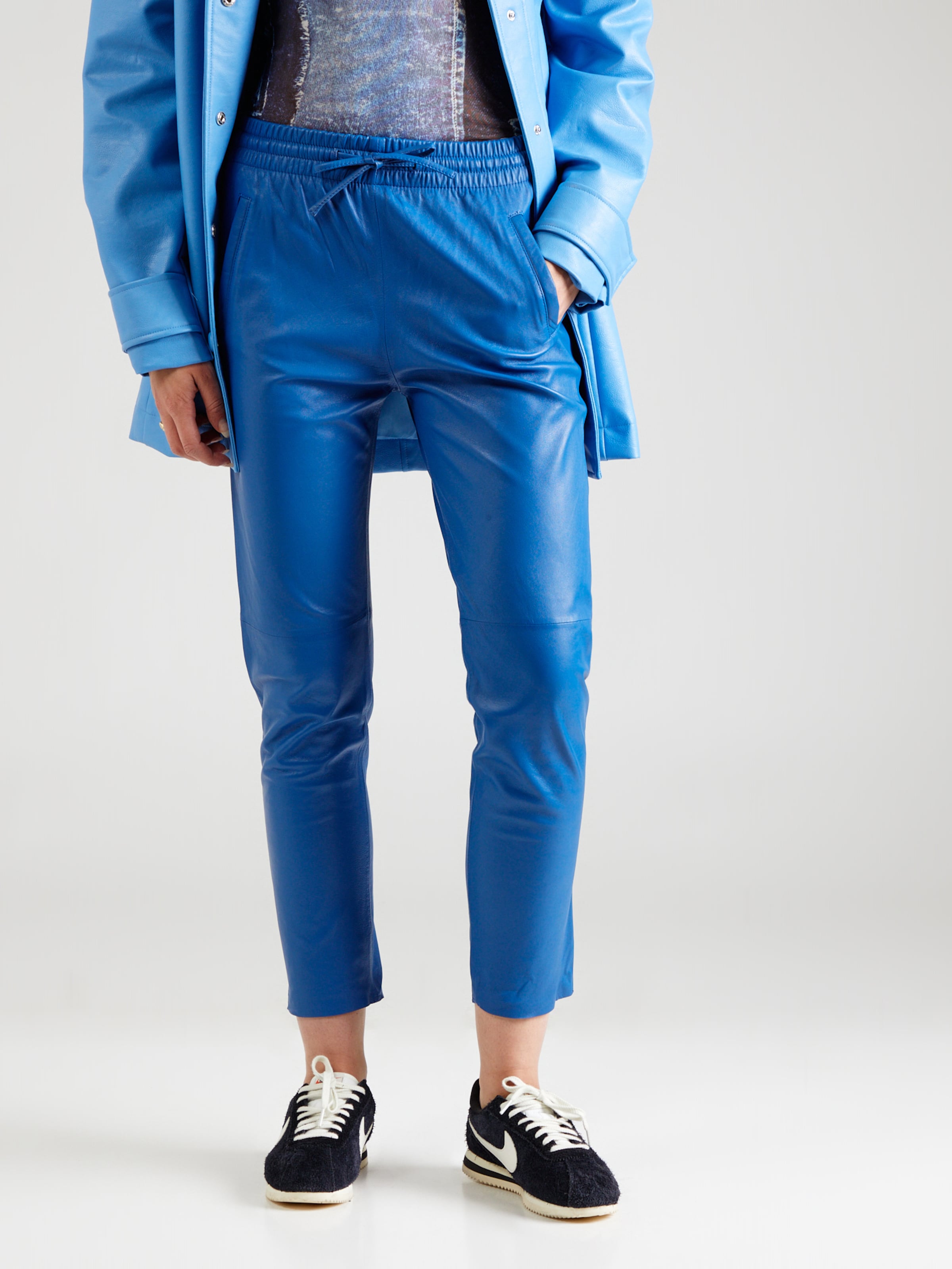 Blauwe imitatie leren broek new arrivals
