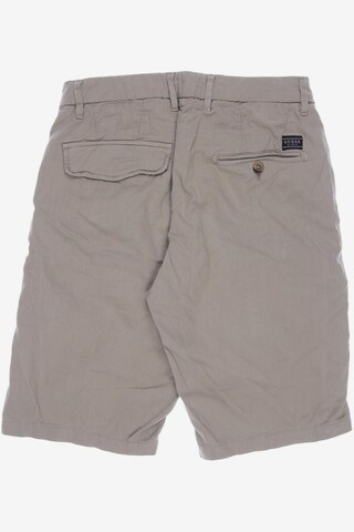 GUESS Shorts 28 in Beige