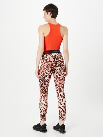 Marc Cain - Skinny Leggings 'SOFIA' em vermelho