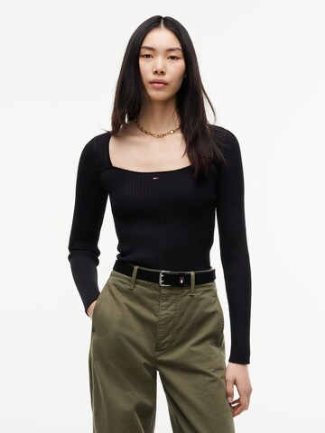 Tommy Jeans Sweter w kolorze czarny: przód