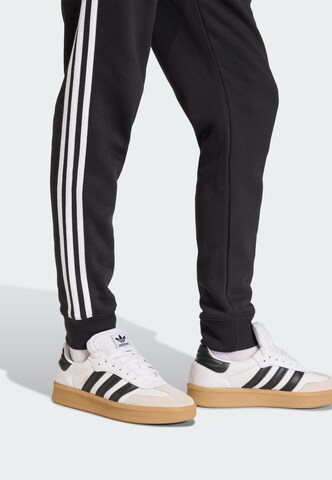ADIDAS ORIGINALS Slimfit Hose in Schwarz