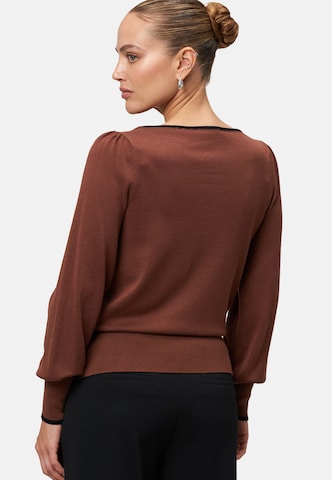 Pullover di zero in marrone