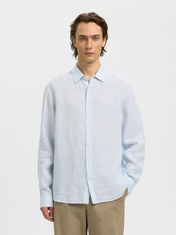 SELECTED Regular fit Button Up Shirt 'SLHKylian' in White: front