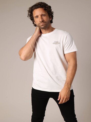 T-Shirt 'NATEDO' Deeluxe en blanc : devant