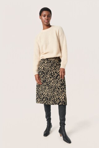 SOAKED IN LUXURY Sweter 'Tuesday' w kolorze beżowy