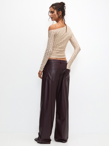 T-shirt Pull&Bear en beige