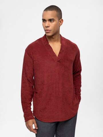 Antioch Shirt in Rood: voorkant