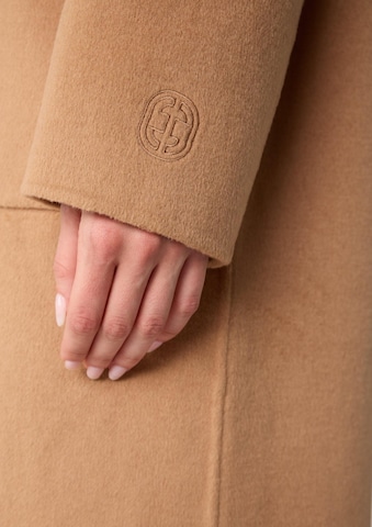 COMMA Between-Seasons Coat in Beige
