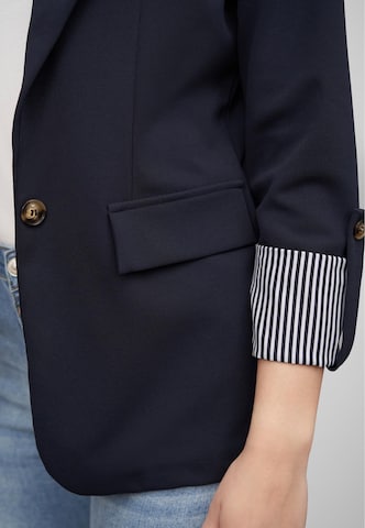 Cloud5ive Blazer in Blue