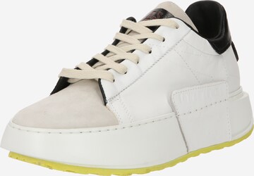 Sneaker bassa 'Hifi' di A.S.98 in bianco: frontale