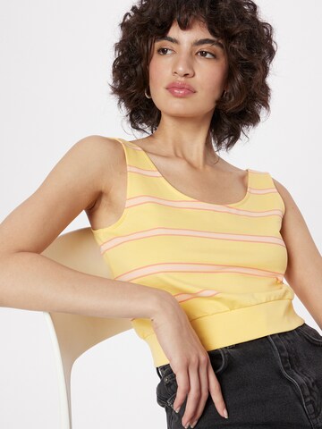 QS Top in Yellow