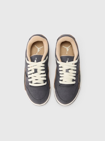 Jordan Sneaker 'FLIGHT COURT' in Grau