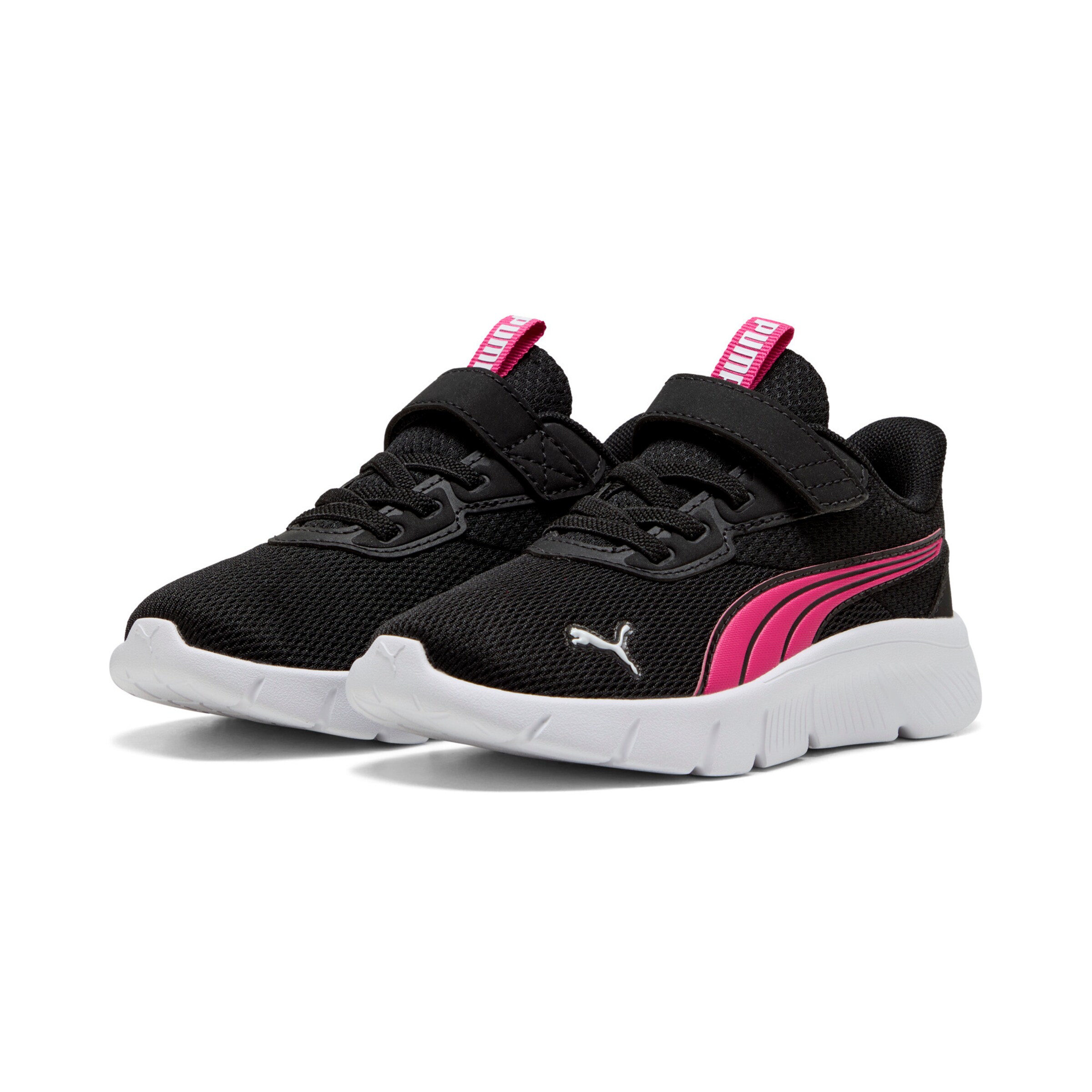 PUMA Sneakers in Black