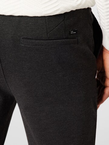 BLEND Zúžený strih Chino nohavice - Sivá