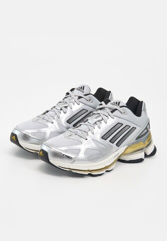 ADIDAS ORIGINALS Sneakersy niskie 'ADIZERO F50' w kolorze srebrny