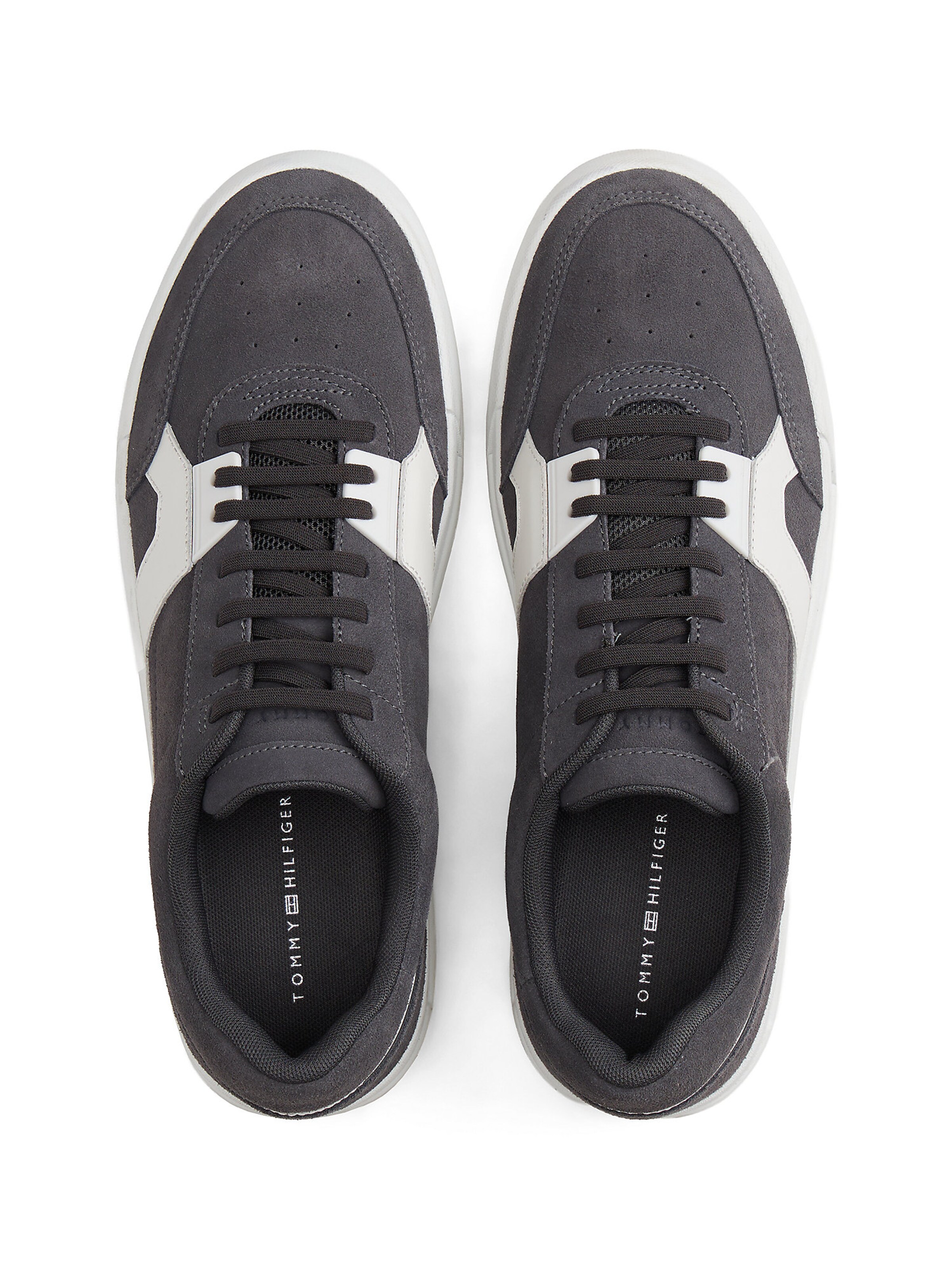 TOMMY HILFIGER Sneaker in Grau