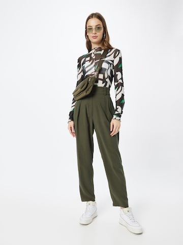 ABOUT YOU Loose fit Pleat-Front Pants 'Alina' in Green