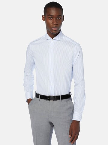 Coupe regular Chemise business Boggi Milano en bleu : devant