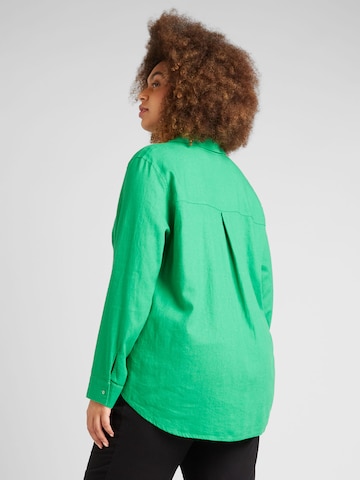 Camicia da donna 'CARO' di ONLY Carmakoma in verde