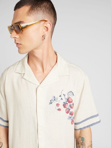 Abercrombie & Fitch Regular fit Ing - bézs