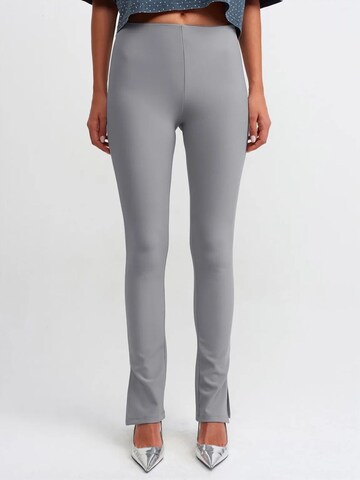 Dilvin Flared Leggings 'Gamaschen'‌‌‌‌‌ in Grau