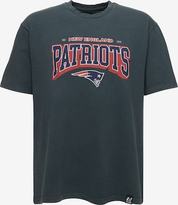 Recovered Shirt 'Patriots 17' in Grijs: voorkant