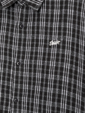 Pull&Bear Comfort fit Button Up Shirt in Black