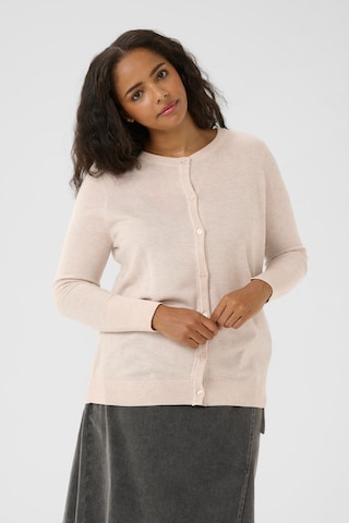 KAFFE CURVE Gebreid vest 'Amana' in Beige: voorkant