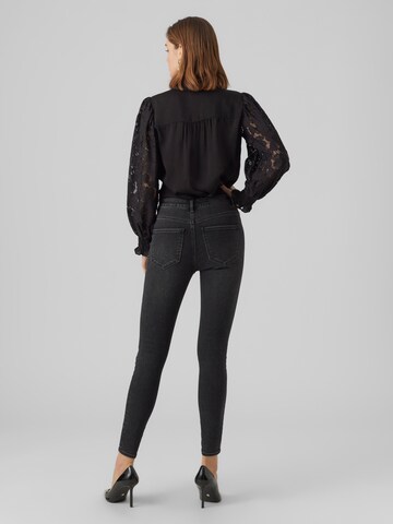 VERO MODA Skinny Jeans 'Sophia' in Zwart