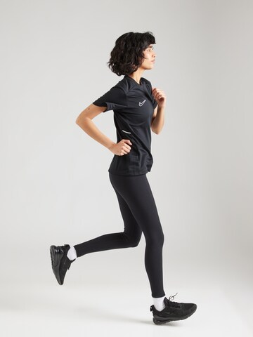 Maglia funzionale di NIKE in nero