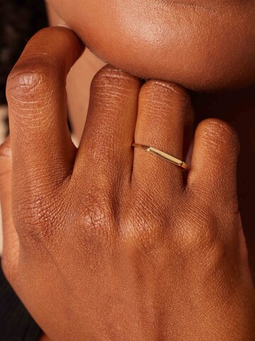 Bague 'Chic ' Lucardi en or : devant