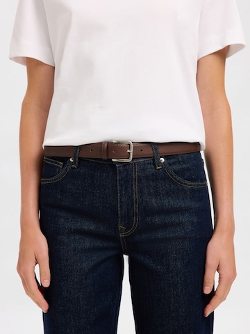 SELECTED Bælte i brun: forside