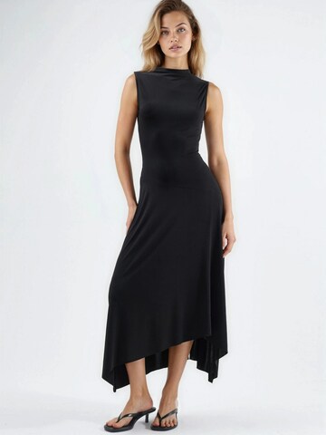 Hiccup - Vestido em preto: frente