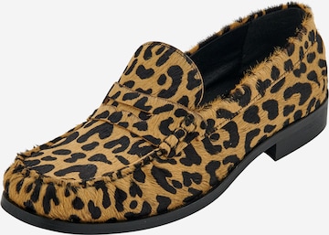 EDITED Loafer 'Clara' in Braun: Vorderseite