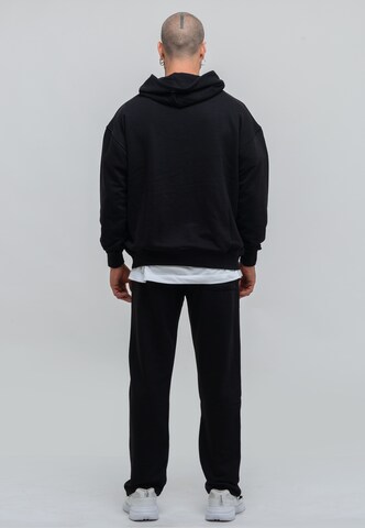 Tom Barron Tracksuit in Black