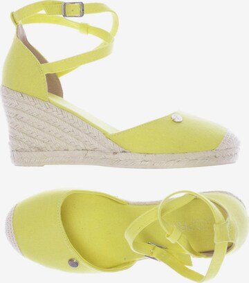 ESPRIT High Heels & Pumps in 39 in Yellow: front