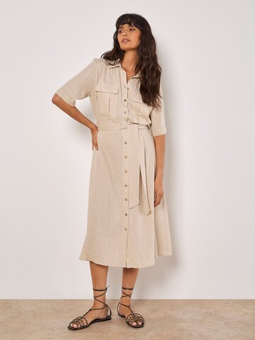 Apricot Kleid in Beige
