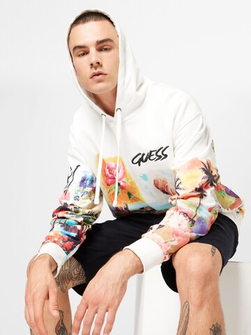 GUESS Sweatshirt in Weiß