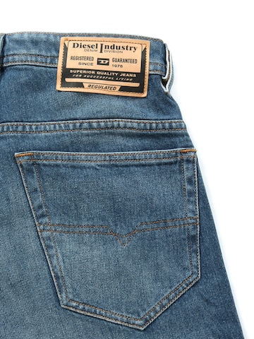 DIESEL Slimfit Jeans 'THOMMER-R R9K39'‌‌ in Blau