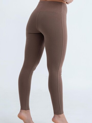 Evoni Slimfit Leggings 'aus Baumwolle mit hohem Bund'‌‌‌ in Braun